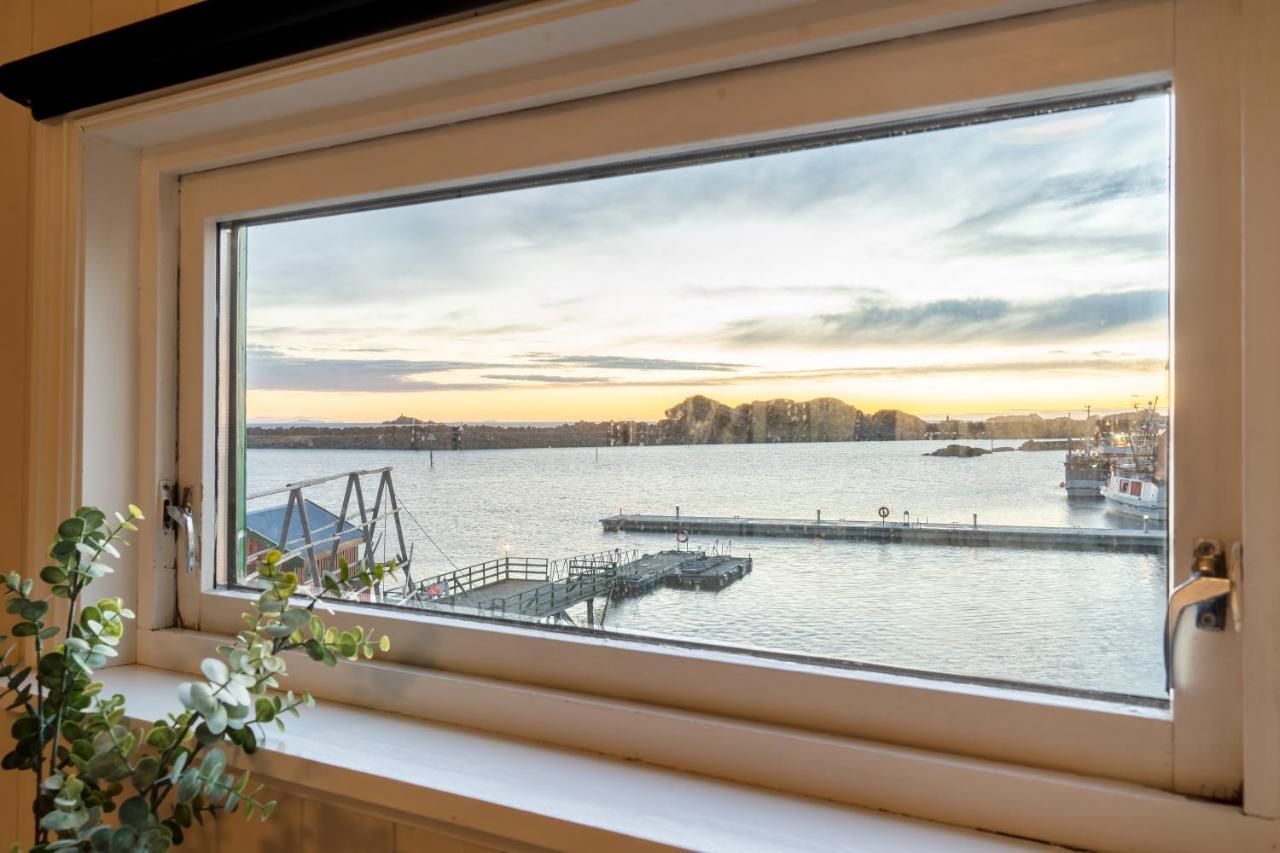Lofoten- Fishermans Logde With The View Stamsund Exterior photo